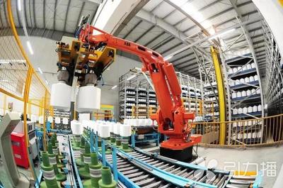 產業創新集群建設需增強三方面信心 聚焦人工智能行業應用系統集成服務