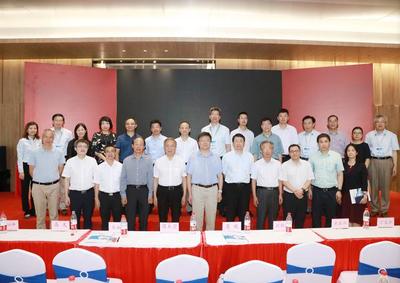 鵬城實驗室喬遷新址并簽署科研合作協議，引領網絡通信工程創新發展